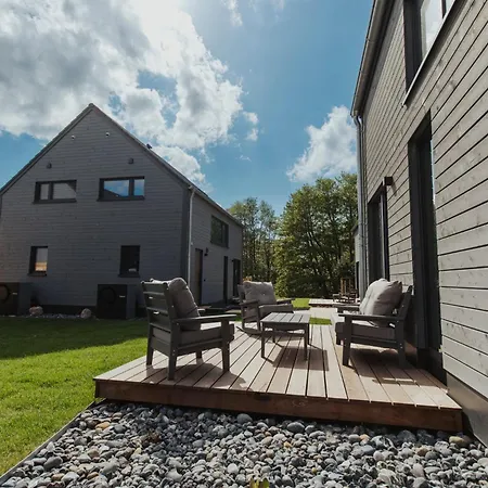 Сasa de vacaciones Neu Rügen Resørt Großzügige, Gemütliche Doppelhaushälfte Erik Mit Terrasse