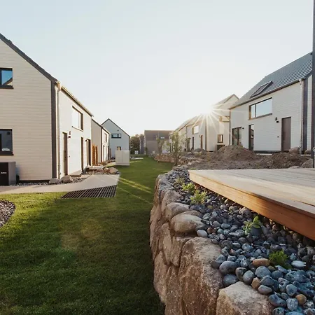 Neu Rügen Resørt Großzügige, Gemütliche Doppelhaushälfte Erik Mit Terrasse Сasa de vacaciones *