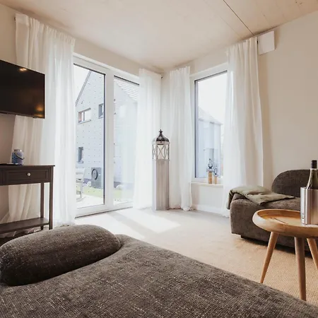 Neu Rügen Resørt Großzügige, Gemütliche Doppelhaushälfte Erik Mit Terrasse *