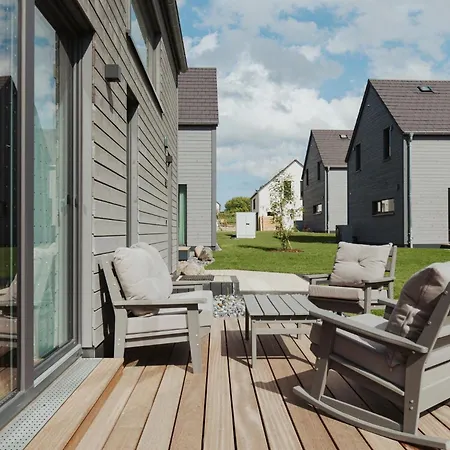 Neu Rügen Resørt Großzügige, Gemütliche Doppelhaushälfte Erik Mit Terrasse Сasa de vacaciones *